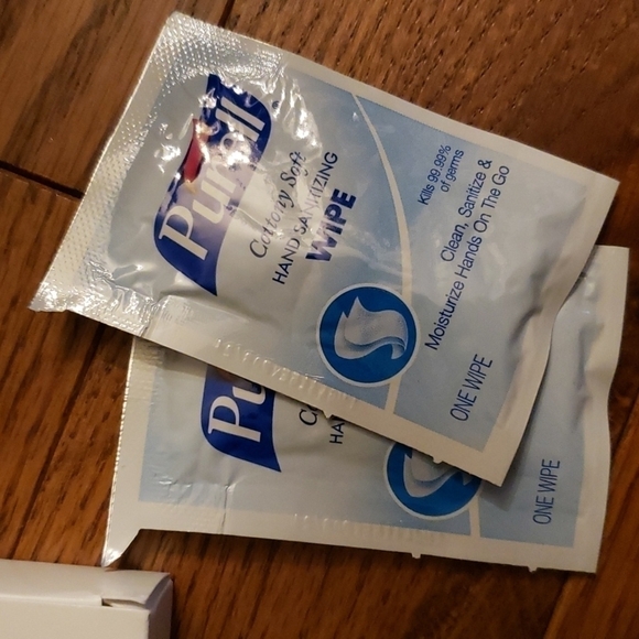 AIRLINES carry-on bundle - Picture 7 of 7